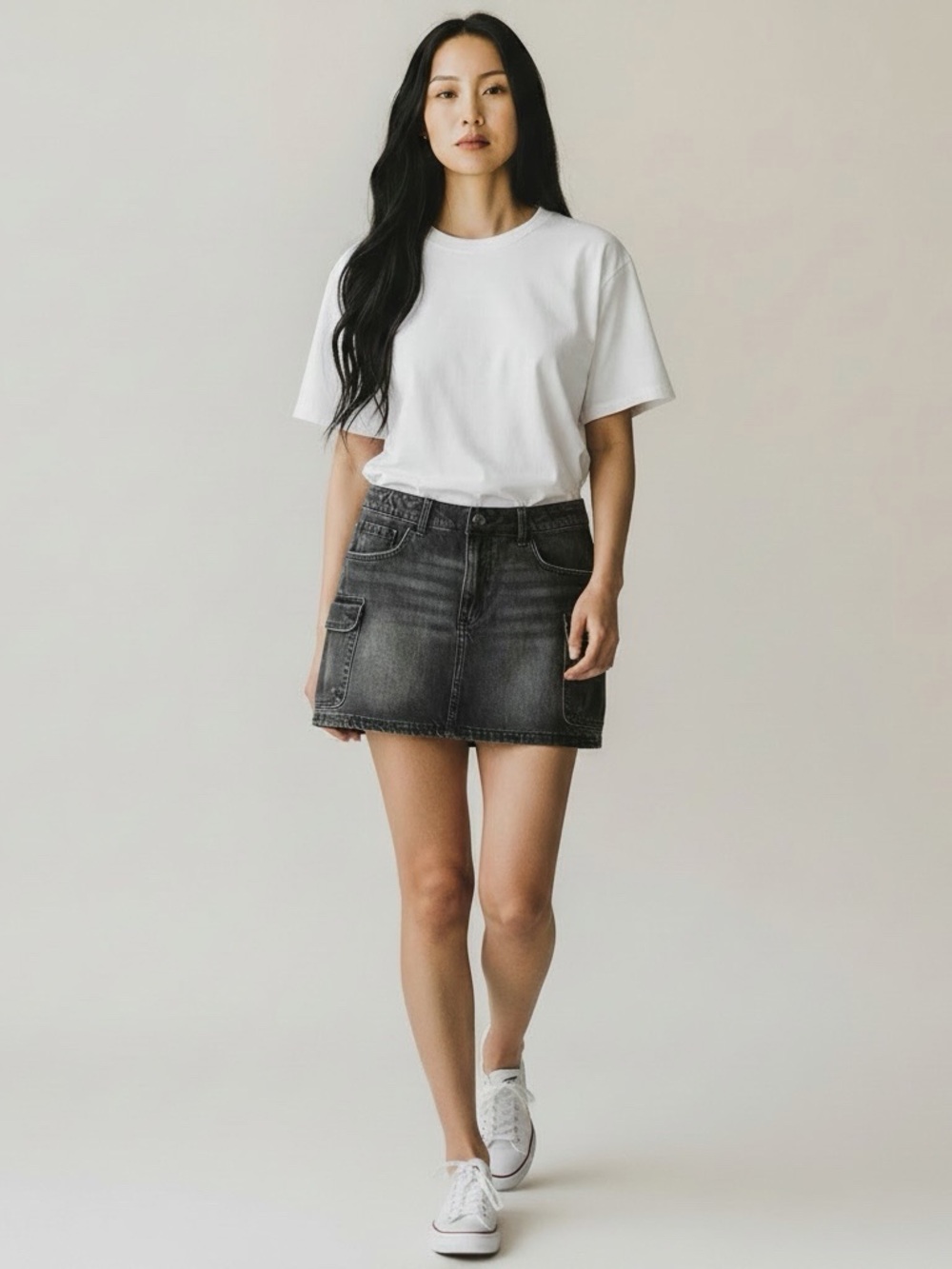 BNWT H&M l Washed Black Denim cargo Mini Skirt